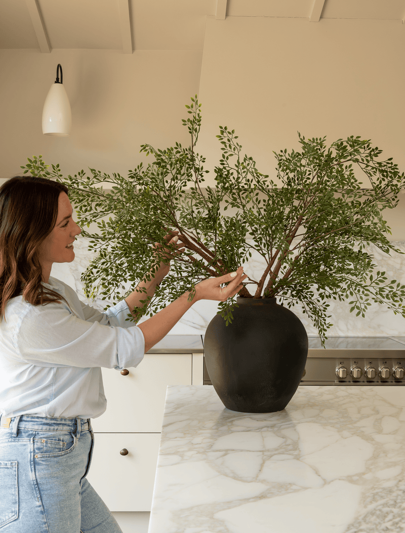 Faux Oversized Ruscus Branch (2 Branches) – contempee