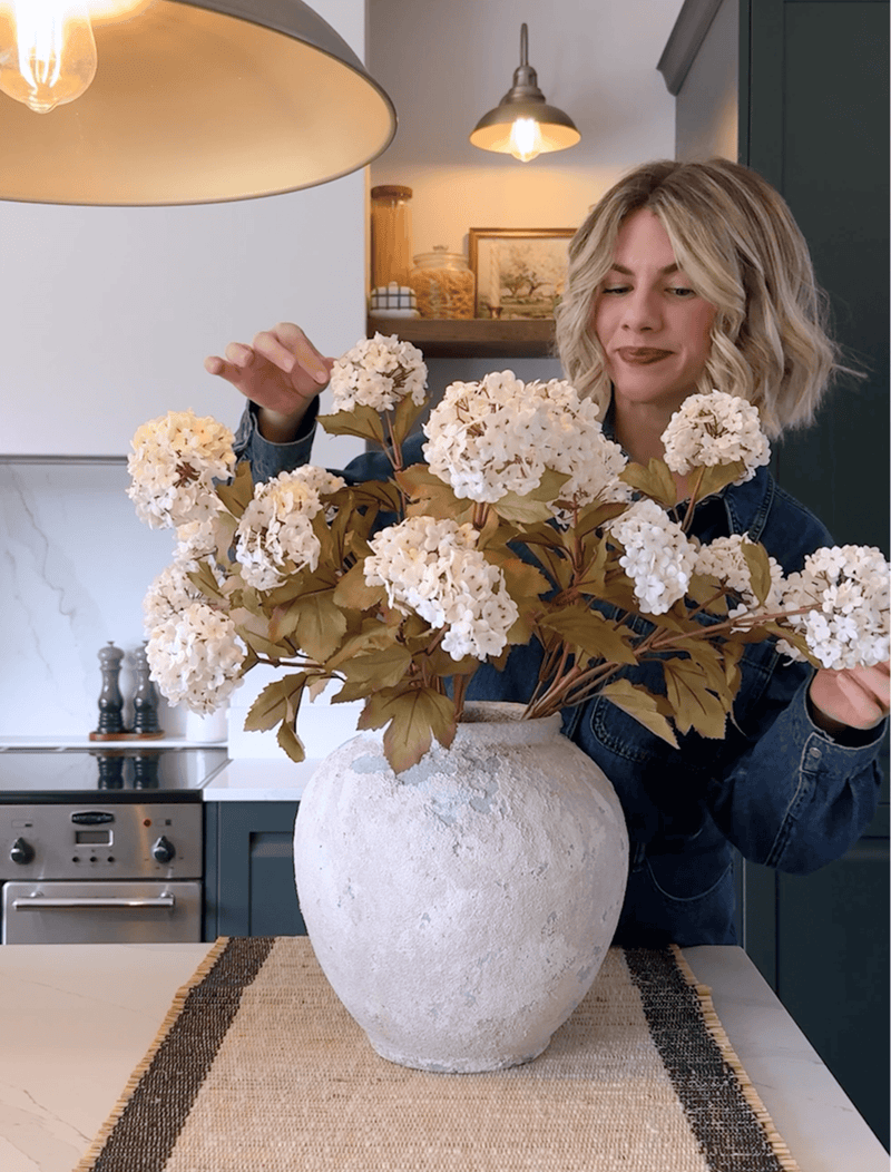 Faux Viburnum Flower - White (7 stems / 21 heads)