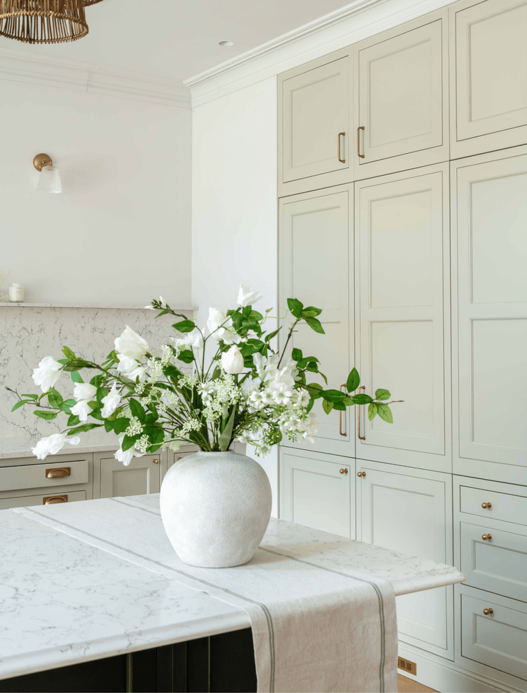 Faux Arrangement - Tulip & Agapanthus White