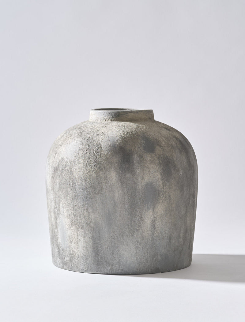 Amor Vase - Grey
