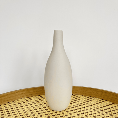 Small White Ceramic Vase - contempee