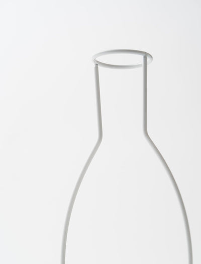 Outline Vase no2 - White